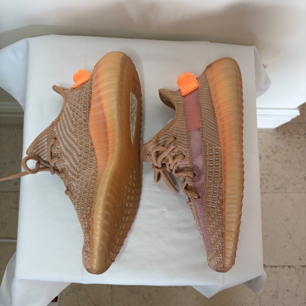 Adidas x Yeezy,  YEEZY Boost 350 V2 "Clay" | Size: 5 - Picture 15 of 16